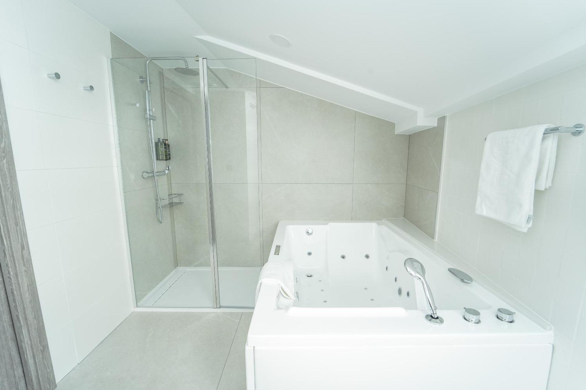 Hotel Lux Melide Dış mekan fotoğraf